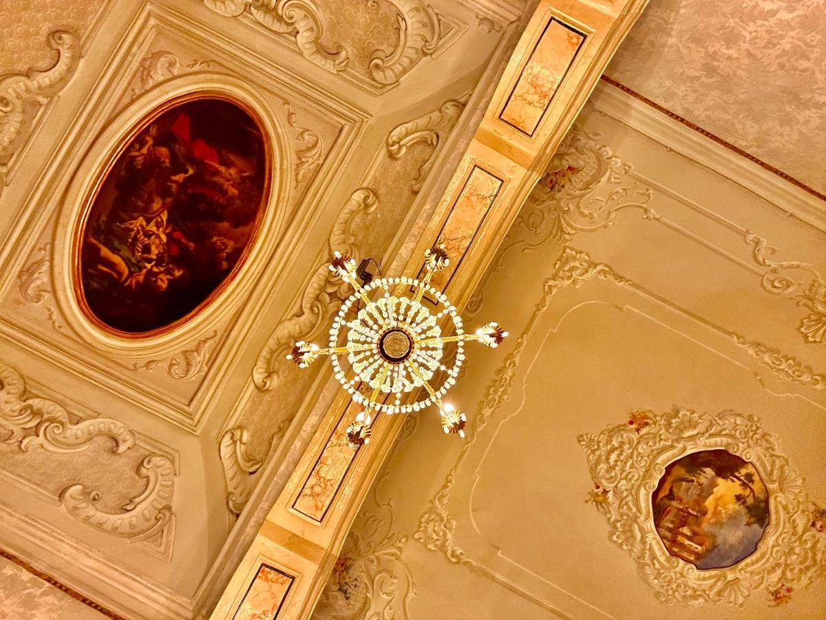 Casa Santangelo Suites Salerno Luaran gambar