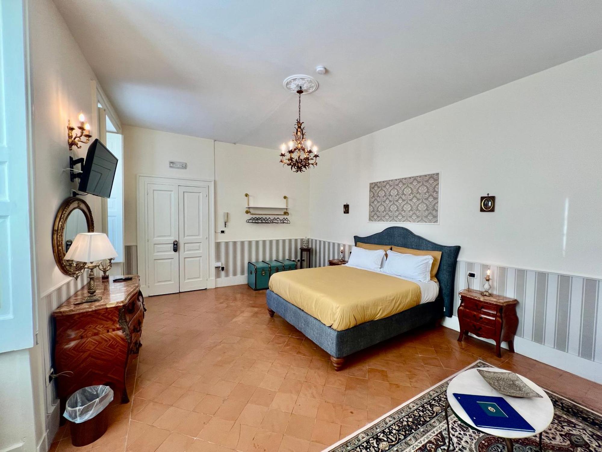 Casa Santangelo Suites Salerno Luaran gambar
