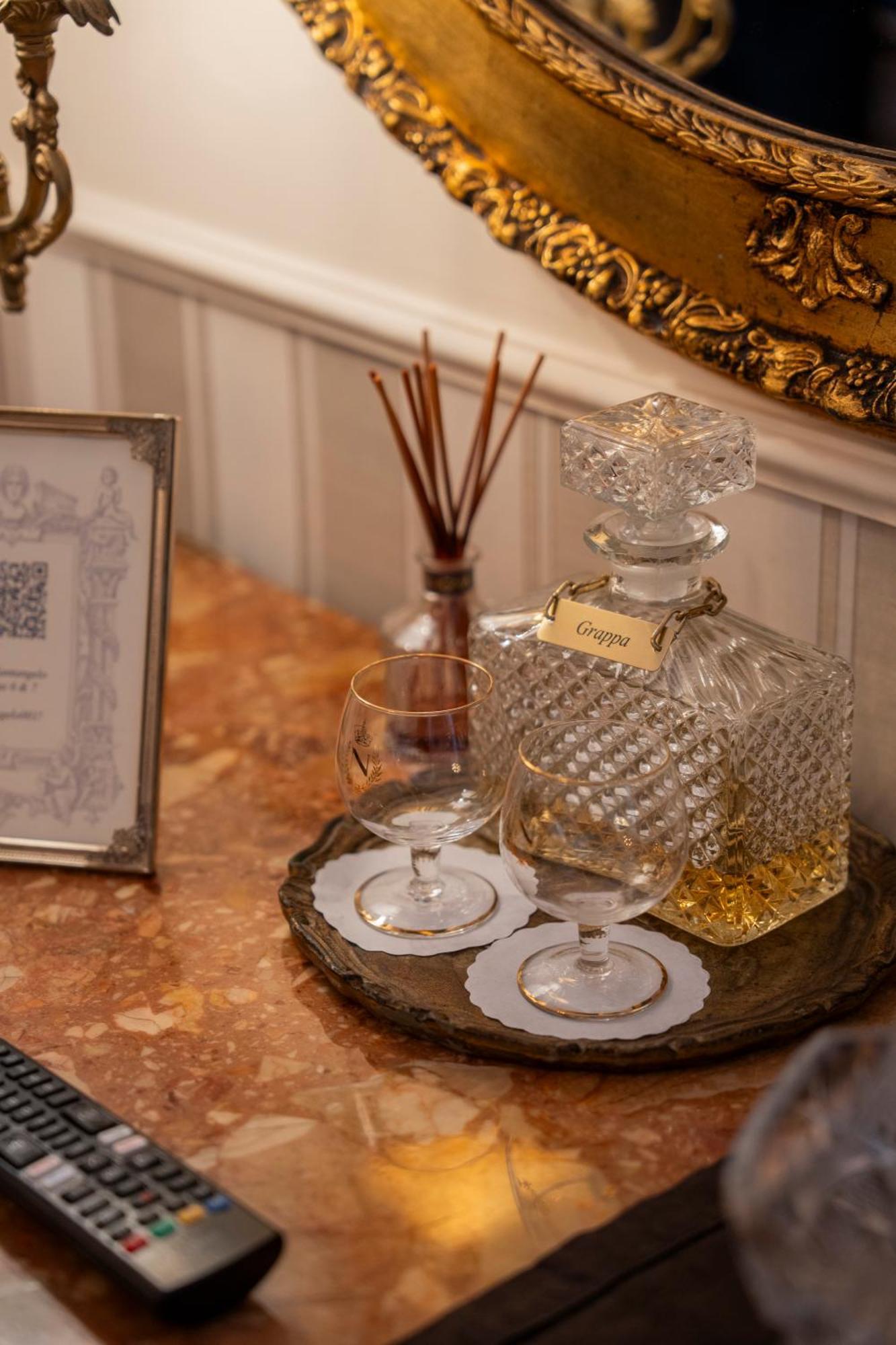 Casa Santangelo Suites Salerno Luaran gambar