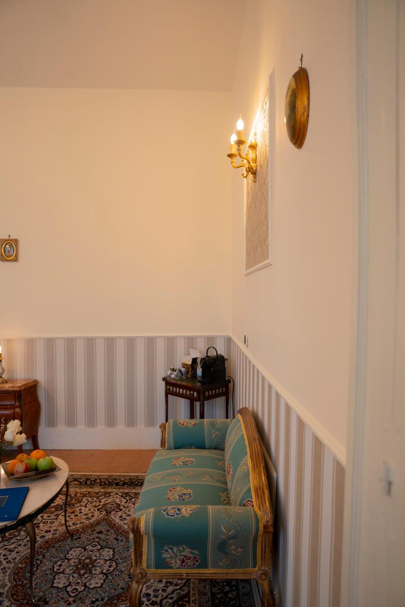 Casa Santangelo Suites Salerno Luaran gambar